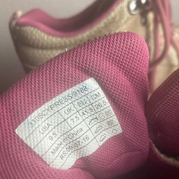 Vionic Cypress Trail Walker Hiking Boots - Picture 12 of 13